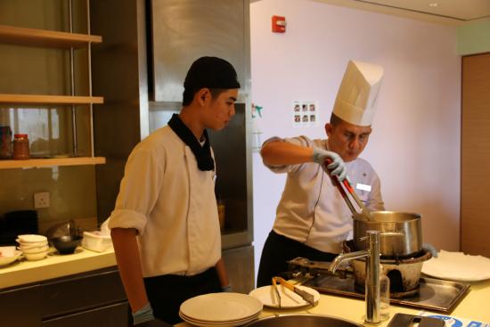 Cooking class at Sheraton Nha Trang Hotel &amp; Spa