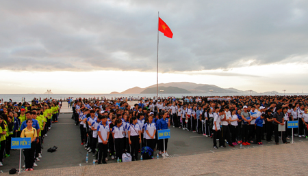 Đông đảo quần chúng nhân dân tham gia Ngày chạy Olympic