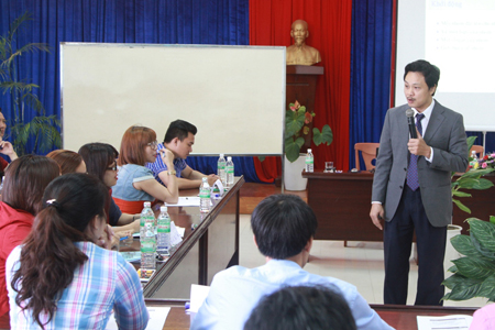 Khai giảng khóa đào tạo quản trị doanh nghiệp