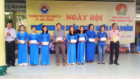 Tổ chức "Ngày hội thiếu nhi vui khỏe, tiến bước lên đoàn"