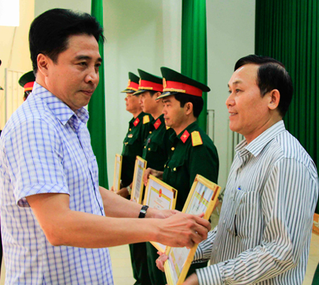 Triển khai công tác giáo dục quốc phòng, an ninh năm 2016