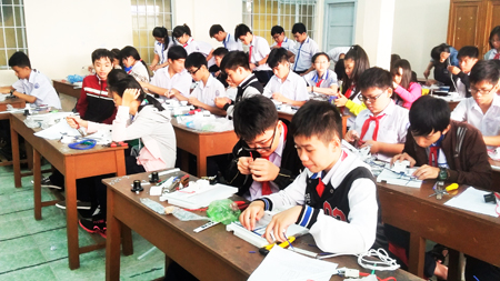 Hơn 10.500 học sinh thi nghề phổ thông