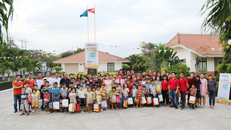 Cán bộ, nhân viên HDBank thăm Làng trẻ em SOS Nha Trang
