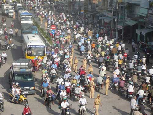 Cân nhắc mở rộng một số tuyến đường nội thành