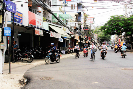 Đoạn đường Trần Quý Cáp, TP. Nha Trang vừa được sửa chữa