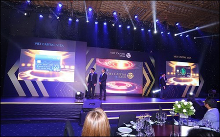 Viet Capital Bank ra mắt thẻ tín dụng 3.0