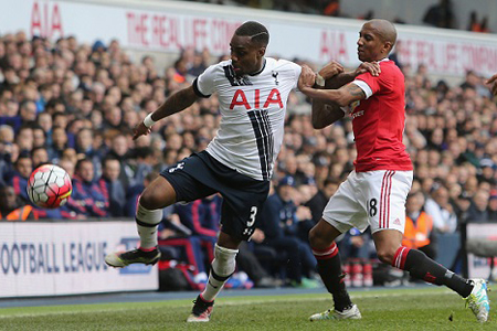 Sập bẫy tại White Hart Lane