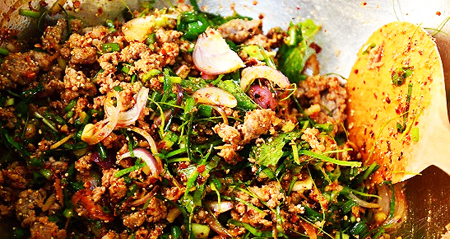 Mề vịt trộn cay Thái Lan