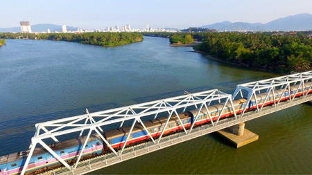 Cần có đập ngăn mặn kiên cố trên sông Cái