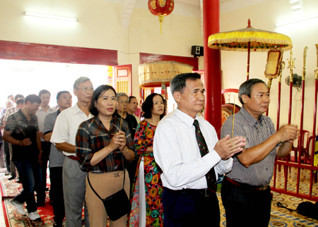 Representatives of Phu Tho Association of Fellow Countrymen.