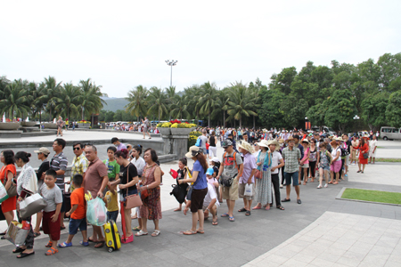 Phục vụ tốt khách du lịch trong dịp lễ 30-4 và 1-5