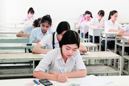 Chuẩn bị kỳ thi Trung học phổ thông quốc gia 2016: Học sinh sẽ thi thử