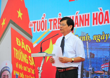 Ông Nguyễn Tấn Tuân phát biểu chỉ đạo tại buổi lễ.