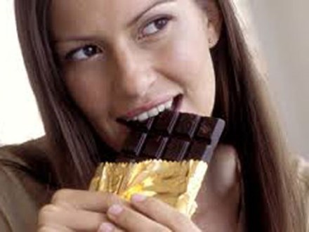 Ngủ ngon nhờ sô cô la đen