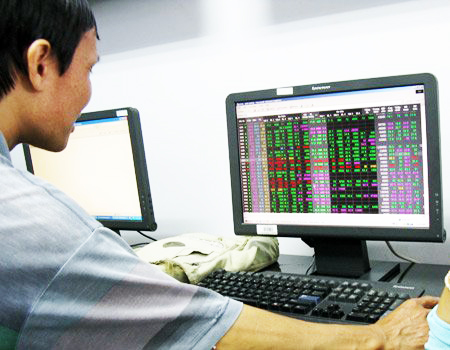 Chứng khoán tăng điểm trước đợt nghỉ dài