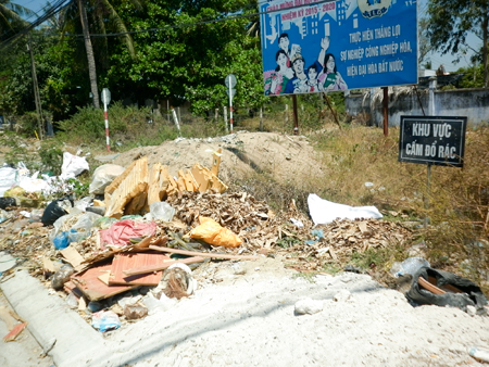 Đổ rác ở khu vực cấm