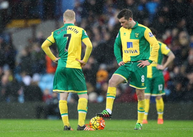 Norwich City phải dốc hết sức thi đấu trước Manchester United để duy trì hi vọng trụ hạng.