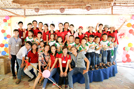 Những tấm lòng thiện nguyện