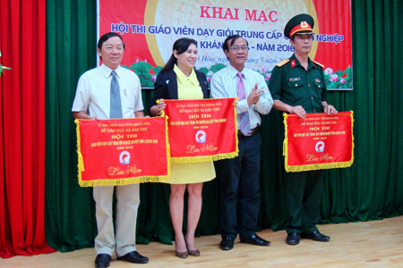 17 giáo viên thi dạy giỏi trung cấp chuyên nghiệp