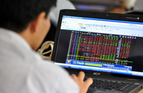 VN-Index giảm tiếp do cổ phiếu ngân hàng, dầu khí đuối sức