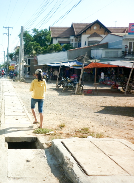 Mương không nắp đậy