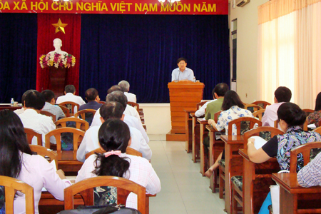 Quang cảnh cuộc họp