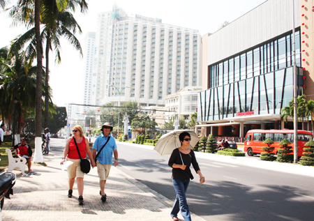 Tăng cường quản lý giá cước vận tải và giá dịch vụ lưu trú