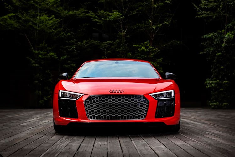 Audi R8 Coupé 2016 chính hãng "cập cảng" Việt Nam