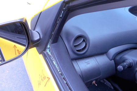 Truy tìm toán cướp chặn xe taxi