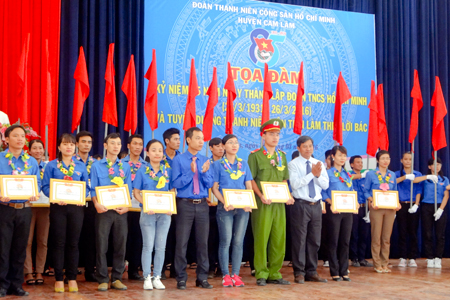 Lan tỏa tinh thần học tập, làm theo Bác