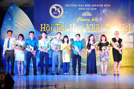 Thí sinh Trần Thanh Phương đoạt danh hiệu Hoa khôi Du lịch