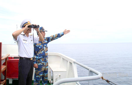 Kỳ 2: Tiếng Tổ quốc vọng về từ biển cả