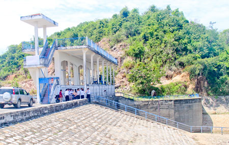 Nhiều khó khăn trong phát triển thủy lợi