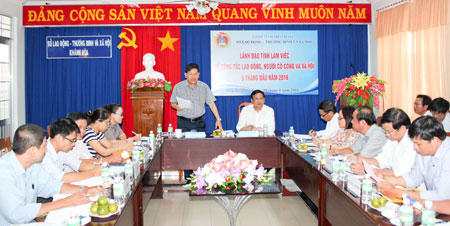 Làm việc với Sở Lao động - Thương binh và Xã hội