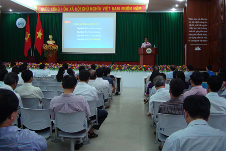 Cán bộ chủ chốt học tập Nghị quyết Đại hội Đảng toàn quốc lần thứ XII