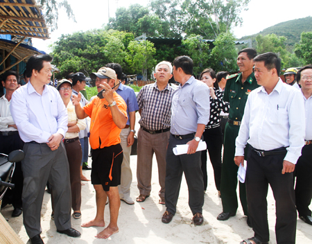 Tăng cường quản lý hoạt động du lịch ở Bãi Dài