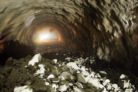 Hầm đường bộ qua đèo Cả đã được thông