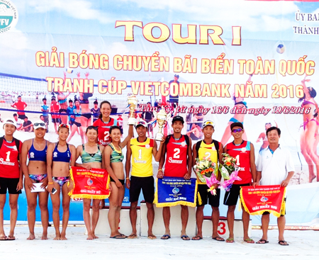 Sanna Khanh Hoa scoop two championships in 1st tour of National Beach Volleyball Tournament