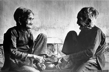 Tác phẩm Bạn trầu.