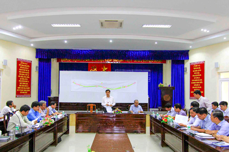 Quang cảnh buổi làm việc.