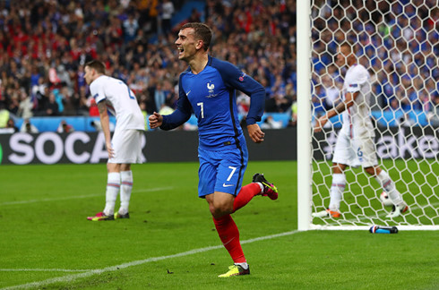 Antoine Griezmann được bình chọn là cầu thủ xuất sắc nhất EURO 2016. (Ảnh: Getty)