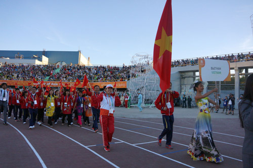 Các VĐV Việt Nam tại Lễ bế mạc