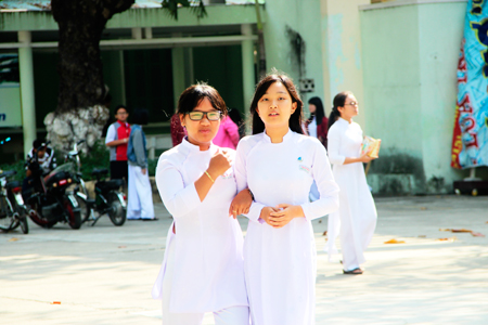 Thấy gì từ điểm chuẩn vào lớp 10?