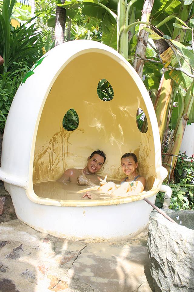 Honeymoon package at 100-Egg Mud Theme Park