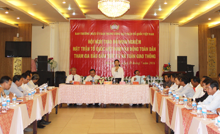 Trao đổi kinh nghiệm vận động toàn dân tham gia bảo đảm trật tự an toàn giao thông