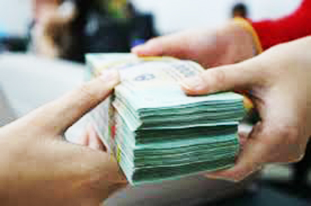 Lãi suất liên ngân hàng đồng loạt giảm, thanh khoản ngân hàng dồi dào