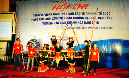 Tham gia Hội thi tìm hiểu phong trào toàn dân bảo vệ an ninh Tổ quốc