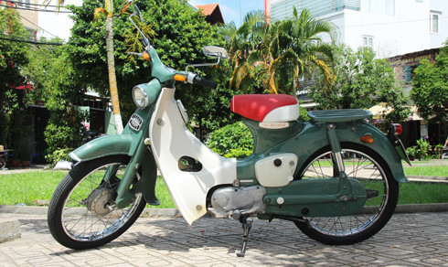 Honda Super Cub C100 tại Sài Gòn.