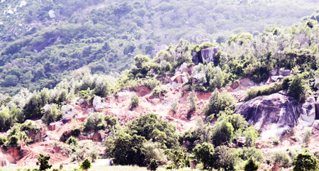 Tái diễn tình trạng khai thác đá trái phép