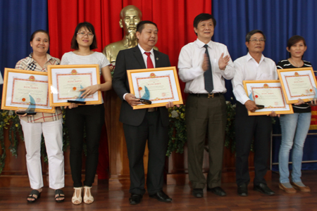 Tuyên dương người nộp thuế